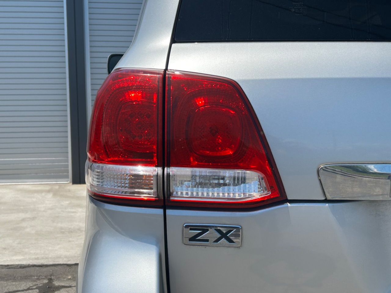 トヨタ ランドクルーザー200 写真18
